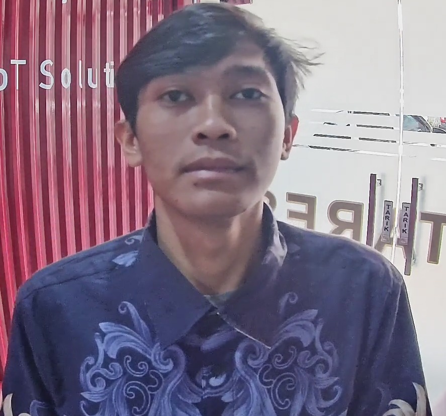 Pelanggan rendyjago tampil segar setelah perawatan